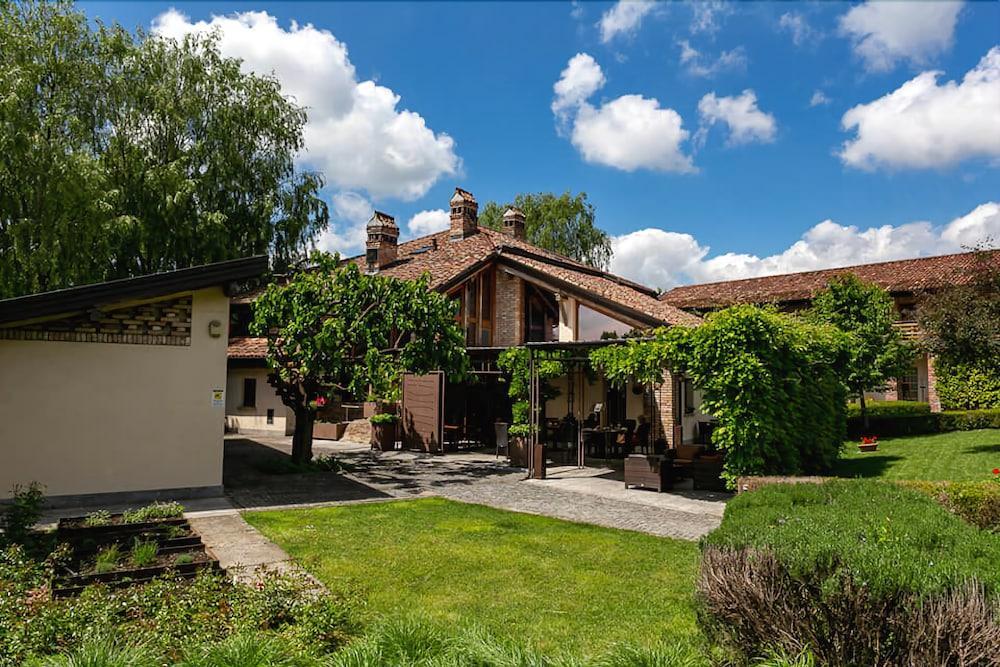 Hotel Mulino Grande Кузаго Экстерьер фото